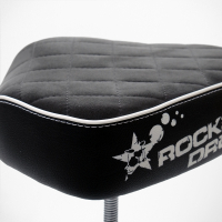 Custom Hocker Dreieck