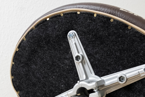 Felix Bohne Custom Throne Detail 07