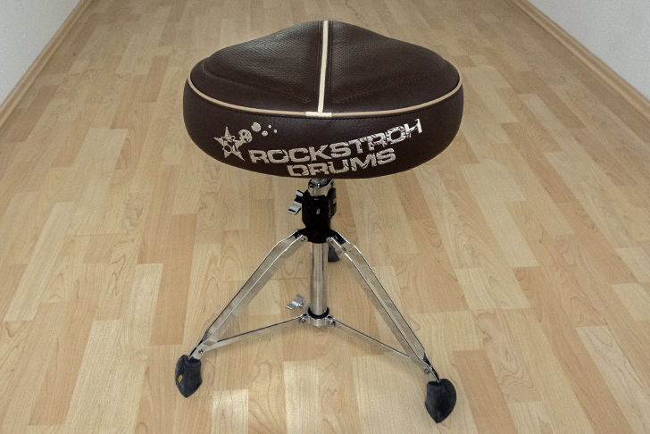 Felix Bohne Custom Throne lg